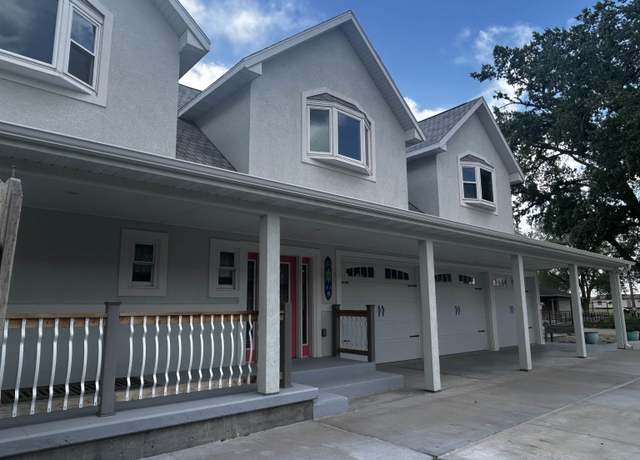 Property at 656 Frontier Ln, North Platte, NE 69101, 5 beds, 4 baths