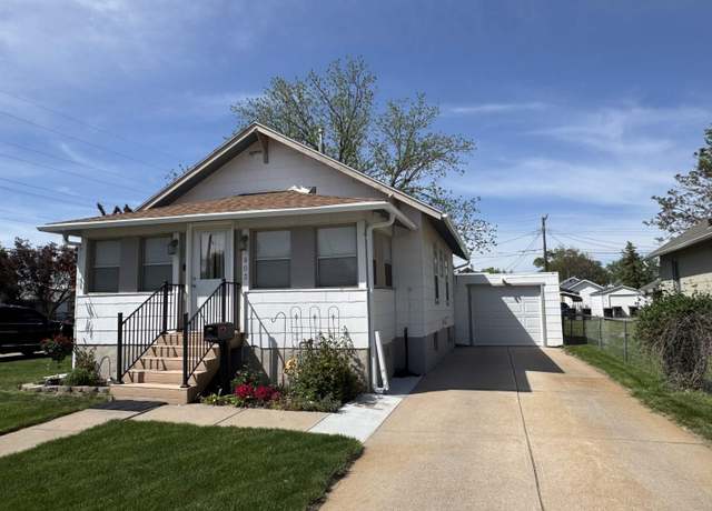 Property at 803 E 9th St, North Platte, NE 69101, 2 beds, 1 bath