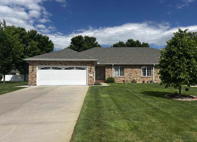 Property at 807 Crane Ct, North Platte, NE 69101, 2 beds, 2 baths