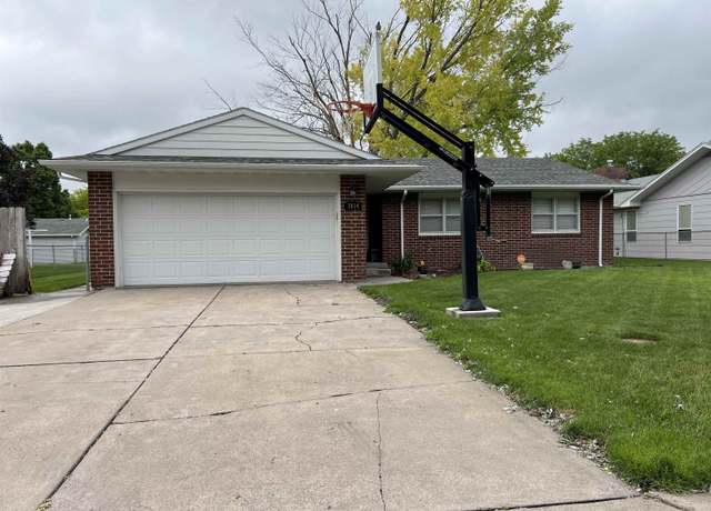 Property at 3014 Cedarberry Ln, North Platte, NE, 3 beds, 2 baths