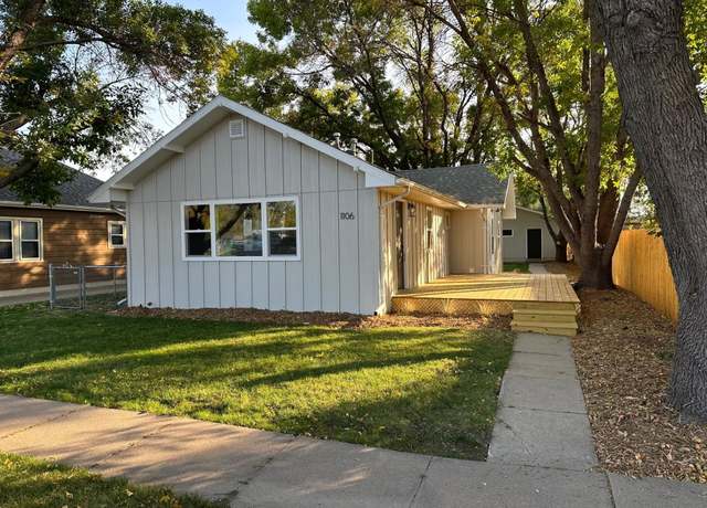 Property at 1106 E 10th St, North Platte, NE 69101, 2 beds, 1 bath