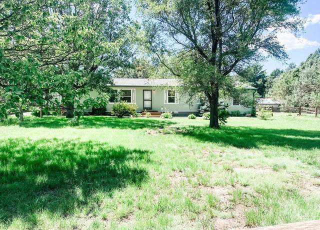 Property at 10438 S Miller School Rd, North Platte, NE 69101, 3 beds, 2 baths