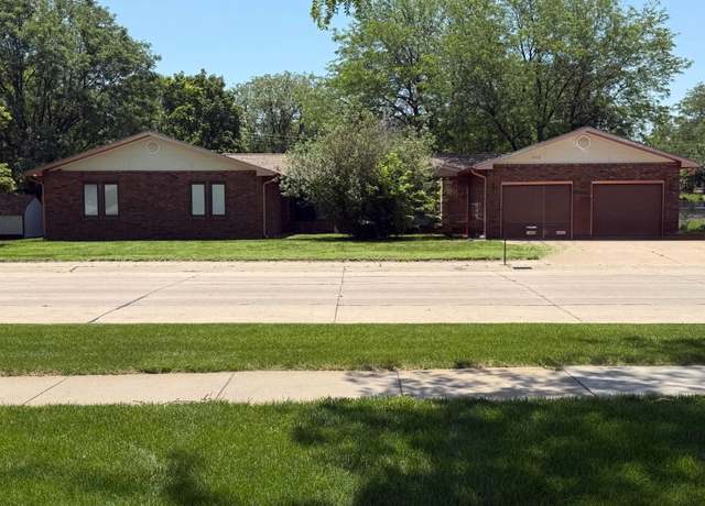 Property at 2712 W E St, North Platte, NE 69101, 4 beds, 3 baths