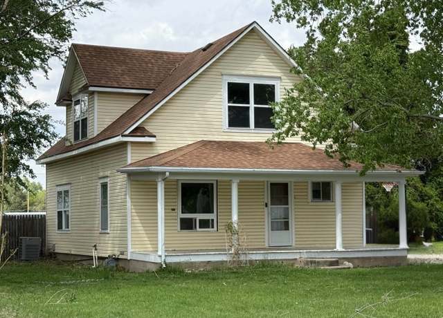 Property at 407 W 2nd St, Hershey, NE 69143, 3 beds, 1 bath