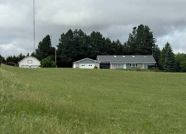 Property at 2337 E Hansen Trail Rd, North Platte, NE 69101, 3 beds, 3 baths