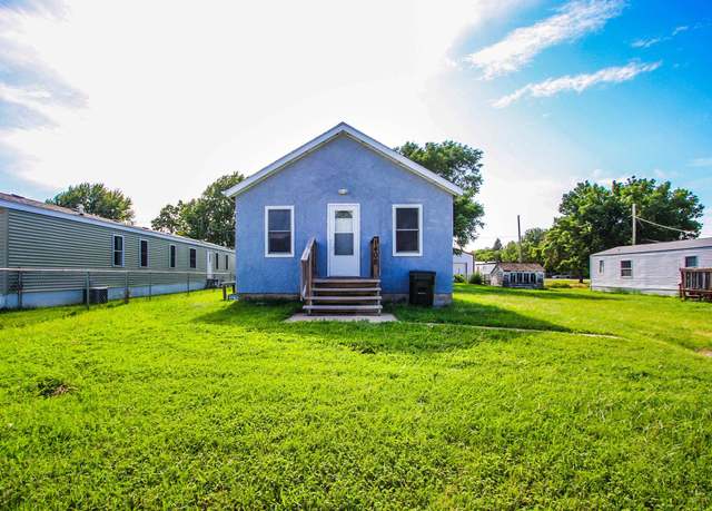 Property at 1408 N Sheridan Ave, North Platte, NE 69101, 2 beds, 1 bath