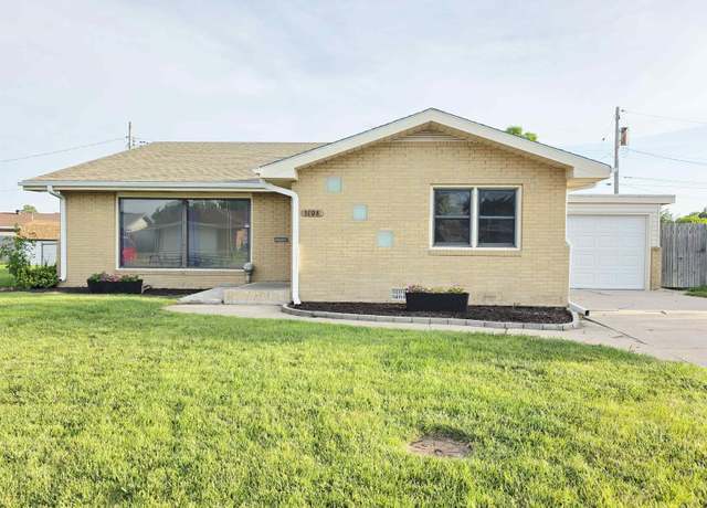 Property at 1108 Grande Ave, North Platte, NE, 3 beds, 2 baths