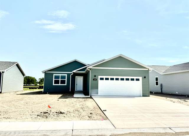 Property at 1206 W 16th St, North Platte, NE 69101, 3 beds, 2 baths