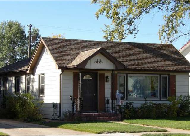 Property at 1818 W 4th St, North Platte, NE 69101, 3 beds, 1 bath