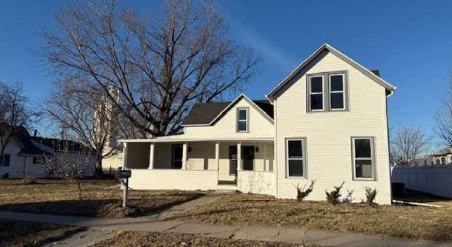 Photo of 1310 Avenue A, Gothenburg, NE 69138