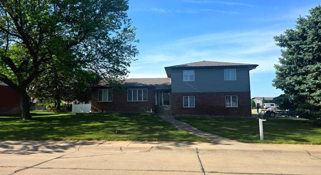Photo of 101 Apache Dr, Lexington, NE 68850