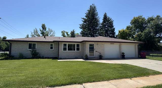 Photo of 1001 Locust St, Sutherland, NE 69165