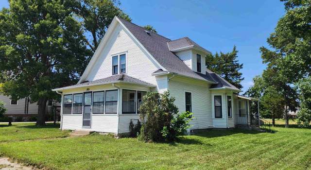 Photo of 105 E 7th St, Other, NE 68860