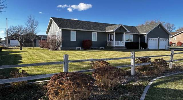 Photo of 840 N Prairie Trace Rd, Sutherland, NE 69165