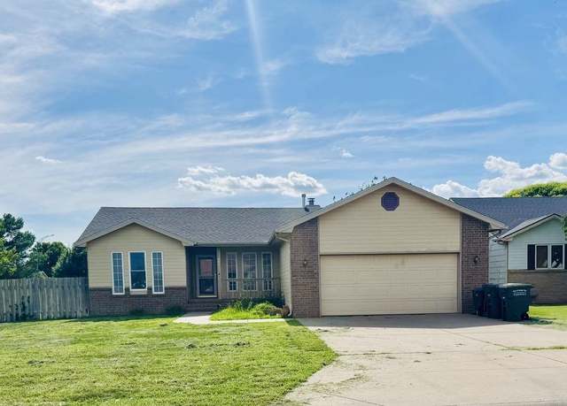 Property at 2801 Brandon Ct, Dodge City, KS 67801, 3 beds, 3 baths