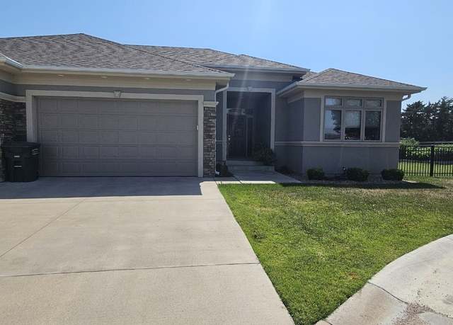 Property at 1411 Highland Pointe Way, Dodge City, KS 67801, 4 beds, 3 baths