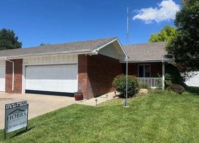 Property at 1403 B Shadow Ln, Dodge City, KS 67801, 2 beds, 3 baths