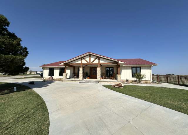 Property at 208 Cottonwood St, Minneola, KS 67865, 5 beds, 3 baths