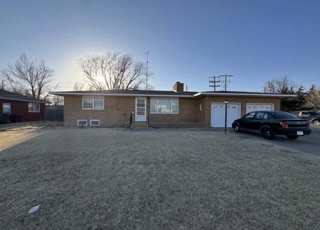 Property at 2021 6th Ave, Dodge City, KS 67801, 2 beds, 2 baths