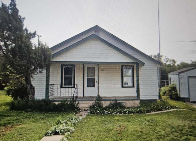 Property at 708 Eakin St, Jetmore, KS 67854, 3 beds, 1 bath