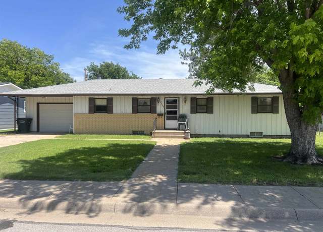 Property at 2404 Howell Ave, Dodge City, KS 67801, 3 beds, 2 baths