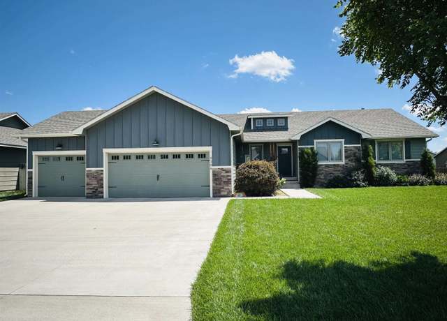 Property at 3306 Cervantes Rd, Dodge City, KS 67801, 4 beds, 3 baths