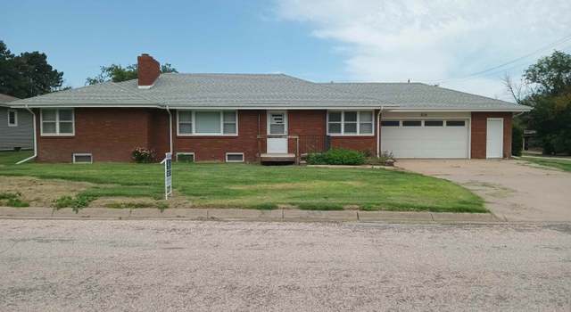 Photo of 406 W Cedar St, Bucklin, KS 67834