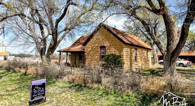 Photo of 1404 Bowlus St, Jetmore, KS 67854