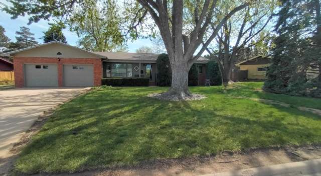 Photo of 2207 E Crescent Dr, Dodge City, KS 67801