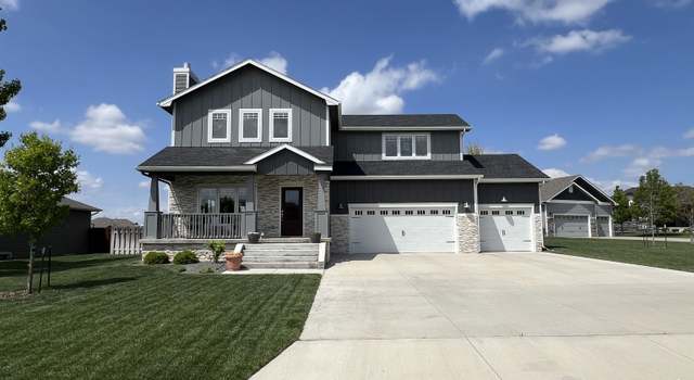 Photo of 2010 Hillpointe Pl, Dodge City, KS 67801