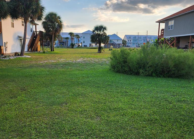 Property at 8135 Americus Ave, Port St. Joe, FL 32456