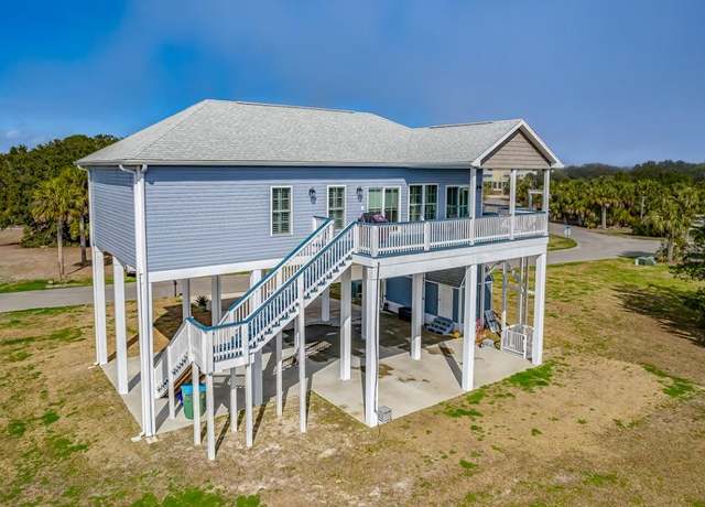 Property at 49 Harbour Point Dr, Crawfordville, FL 32327, 2 beds, 2 baths