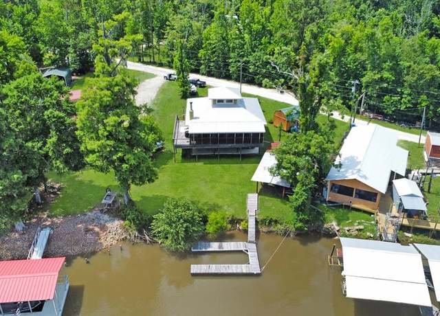 Property at 354 Red Bull Island Dr, Wewahitchka, FL 32465, 3 beds, 2 baths