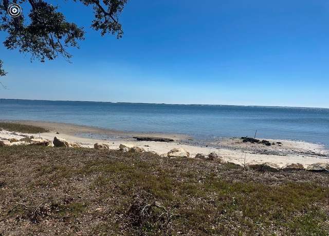Property at 2326 Hwy 98 E, Carrabelle, FL 32323