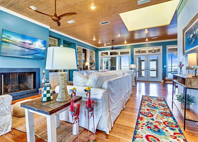 Property at 1419 Dove Ln, St. George Island, FL 32328, 3 beds, 4 baths