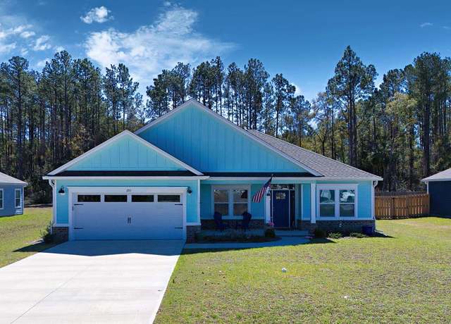 Property at 205 Stillmont Dr, Crawfordville, FL 32327, 3 beds, 2 baths