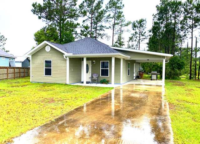 Property at 112 Monroe Ct, Port St. Joe, FL 32456, 3 beds, 2 baths