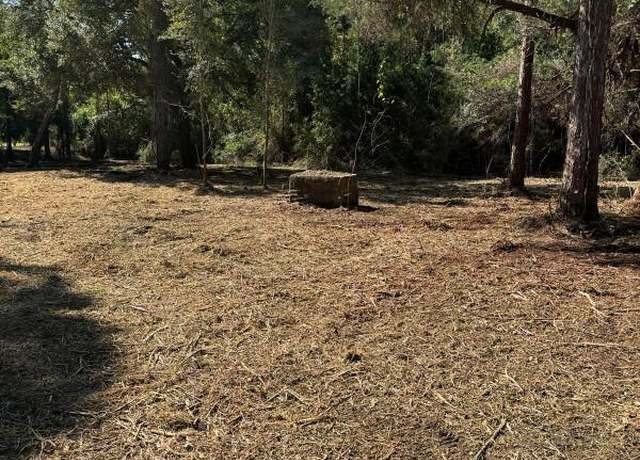 Property at 2601 Oak St, Carrabelle, FL 32323
