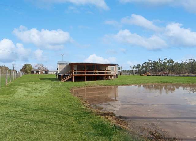 Property at 984 Griffin Rd, Wewahitchka, FL 32465, 3 beds, 2 baths