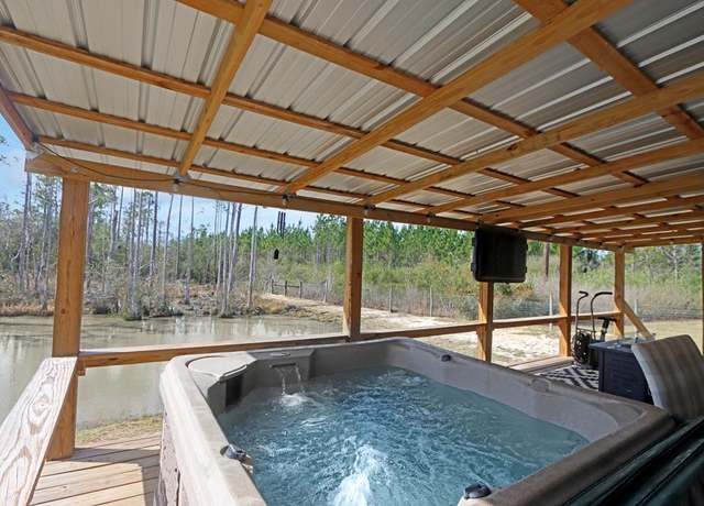 Property at 984 Griffin Rd, Wewahitchka, FL 32465, 3 beds, 2 baths