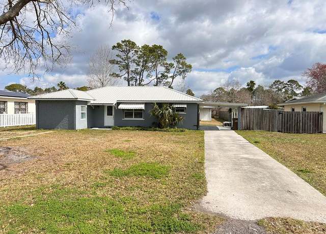 Property at 617 Garrison Ave, Port St. Joe, FL 32456, 3 beds, 2 baths