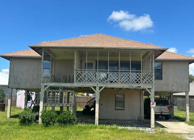 Property at 204 Sea Pines Ln, Port St. Joe, FL 32456, 3 beds, 2 baths