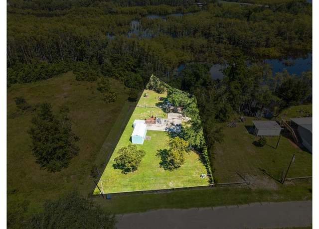 Property at 139 Bob Little Dr, Wewahitchka, FL 32465