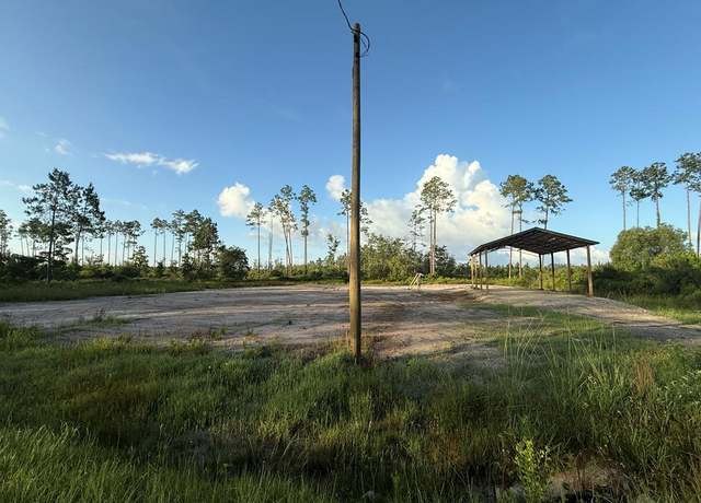 Property at 6312 Doc Whitfield Rd, Wewahitchka, FL 32465