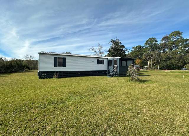 Property at 454 Bay City Rd, Apalachicola, FL 32320, 2 beds, 2 baths