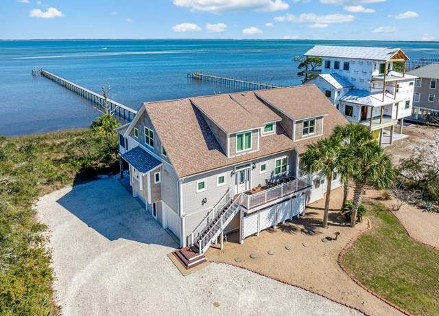 Property at 138 Main Sail Ln, Cape San Blas, FL 32456, 4 beds, 3.5 baths