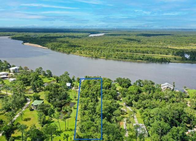 Property at 137 Cedar Oaks Ln, Apalachicola, FL 32320