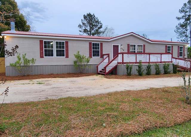 Property at 234 Sesame St, Wewahitchka, FL 32465, 4 beds, 2 baths