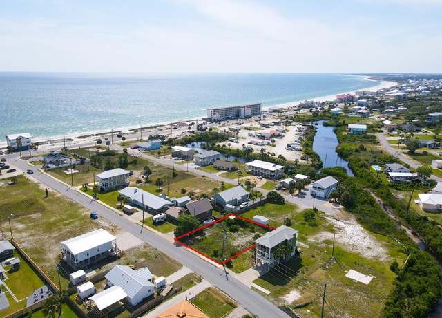 Property at 117 15th St, Mexico Beach, FL 32456