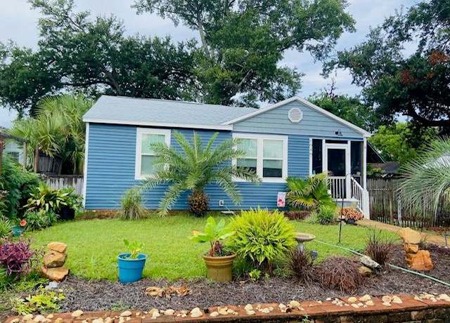 Property at 1212 Long Ave, Port St. Joe, FL 32456, 3 beds, 2 baths